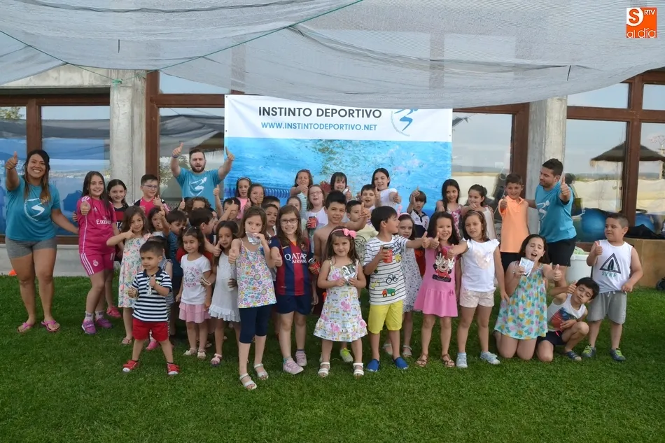 Foto 6 - Divertida fiesta de fin de curso en el Centro Acu&aacute;tico y Deportivo  