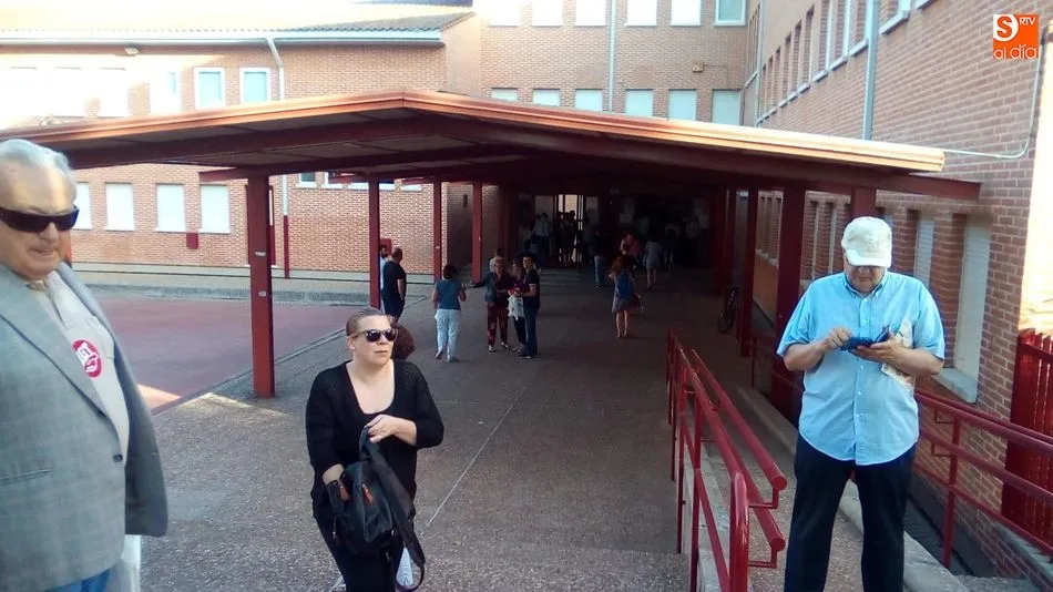 Foto 4 - Mas de 1.600 opositores de Secundaria y otros cuerpos se examinan este s&aacute;bado en Salamanca&nbsp;