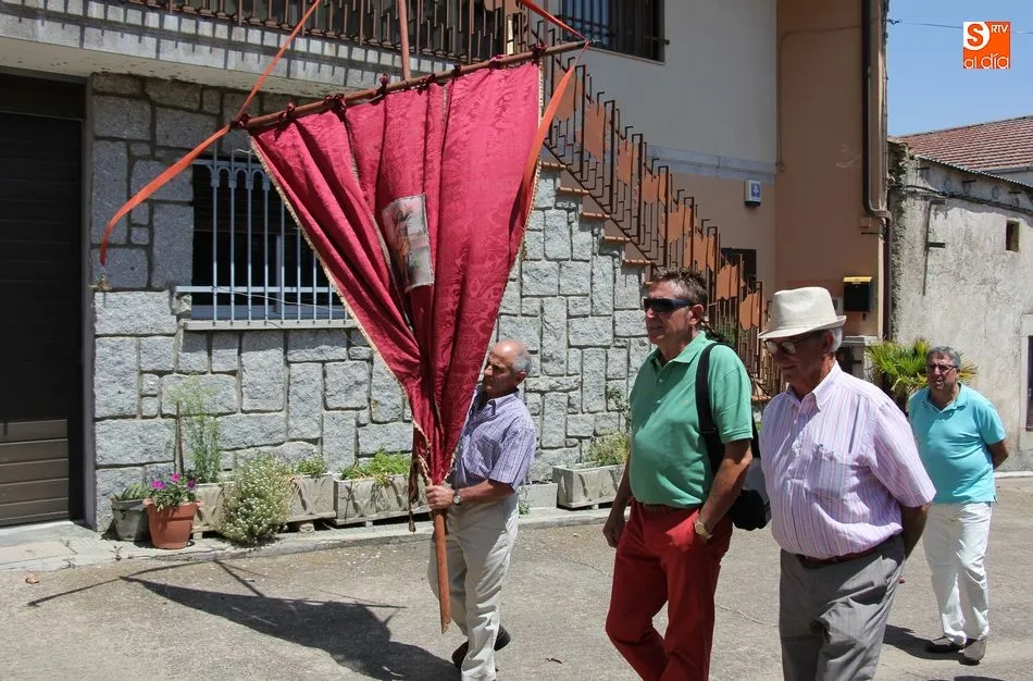 Foto 10 - Actos religiosos y un sabroso men&uacute; para celebrar los Santos M&aacute;rtires  