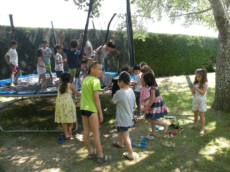 Foto 7 - Los alumnos de la guarder&iacute;a de la localidad de la Calzada concluyen&nbsp;el curso con divertidas...