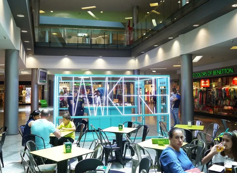 Foto 8 - Hawkers abre un punto de venta en El Tormes  