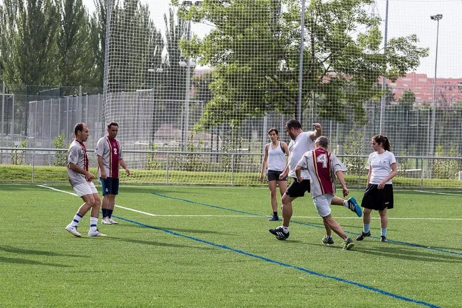 Foto 7 - La USAL organiza un partido ben&eacute;fico para los equipos reci&eacute;n ascendidos de f&uacute;tbol sala y...