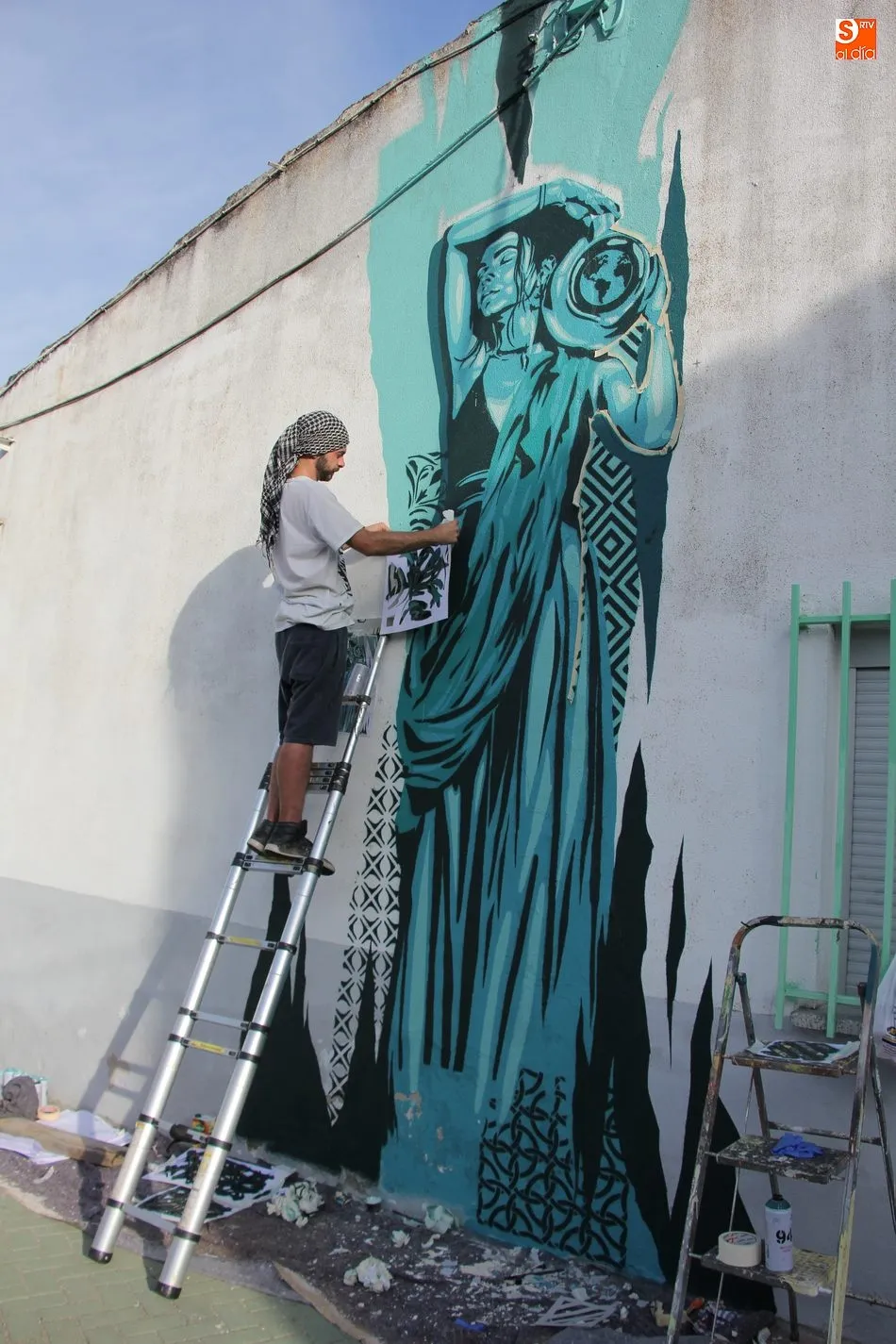 Foto 2 - Las calles de Pere&ntilde;a rezuman arte a trav&eacute;s de EmPere&ntilde;Arte  