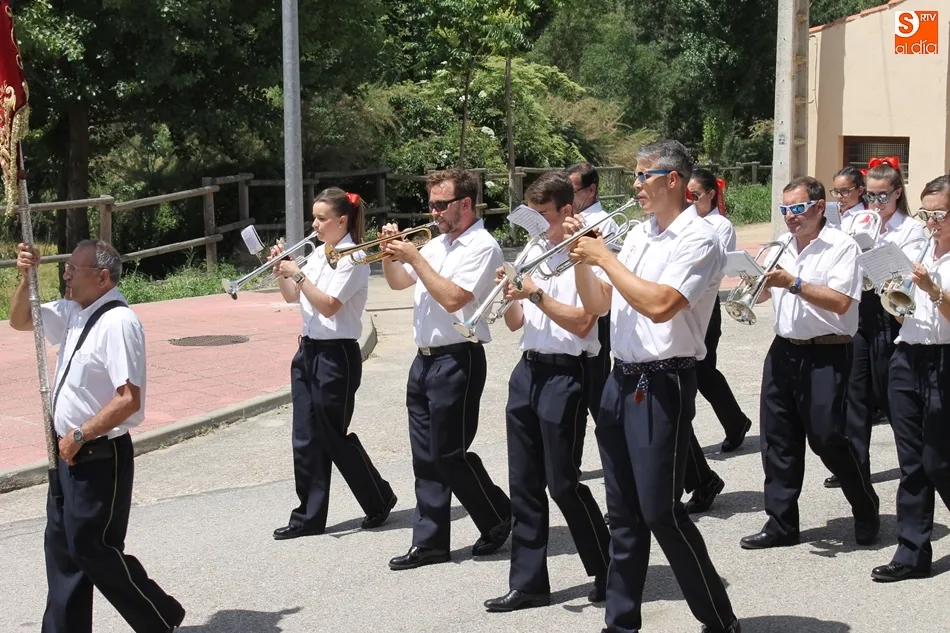 Foto 5 - San Juan Bautista recorre Valverd&oacute;n acompa&ntilde;ado por la Agrupaci&oacute;n Musical Cristo Yacente