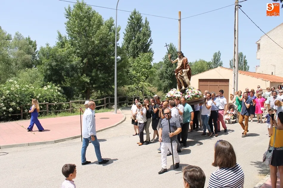 Foto 6 - San Juan Bautista recorre Valverd&oacute;n acompa&ntilde;ado por la Agrupaci&oacute;n Musical Cristo Yacente