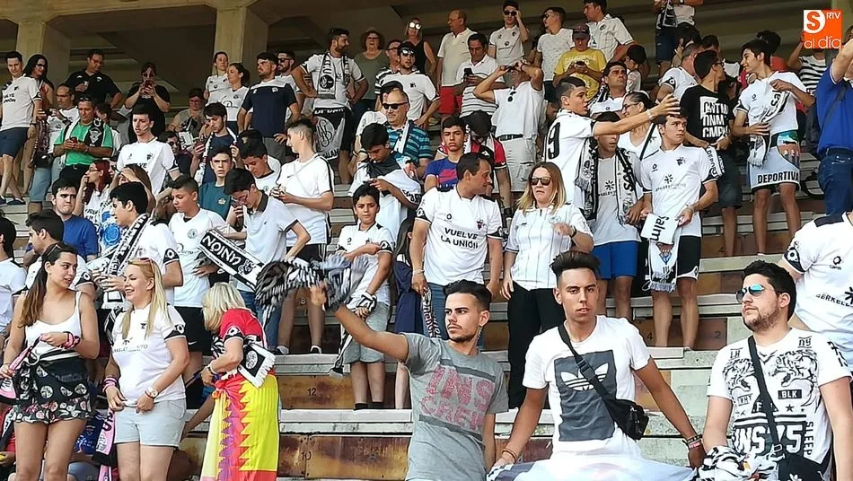 Foto 11 - Todas las jugadas del Compostela 0 Salmantino UDS 1  