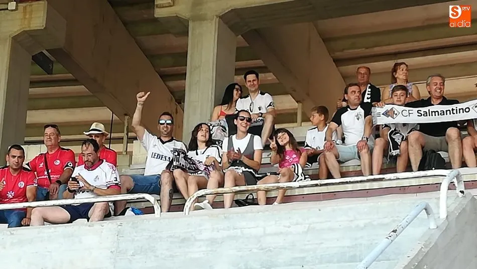 Foto 10 - Todas las jugadas del Compostela 0 Salmantino UDS 1  