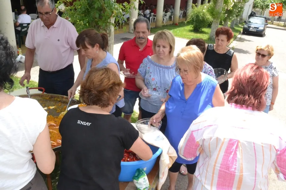 Foto 9 - Sanjuanejo cierra sus fiestas degustando una deliciosa paella  