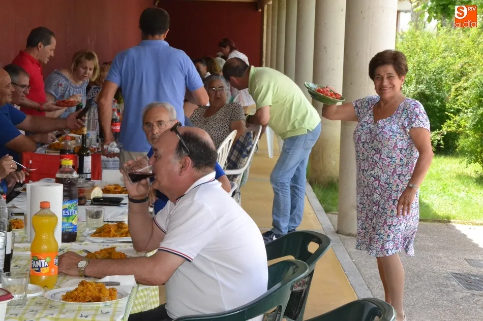 Foto 7 - Sanjuanejo cierra sus fiestas degustando una deliciosa paella  