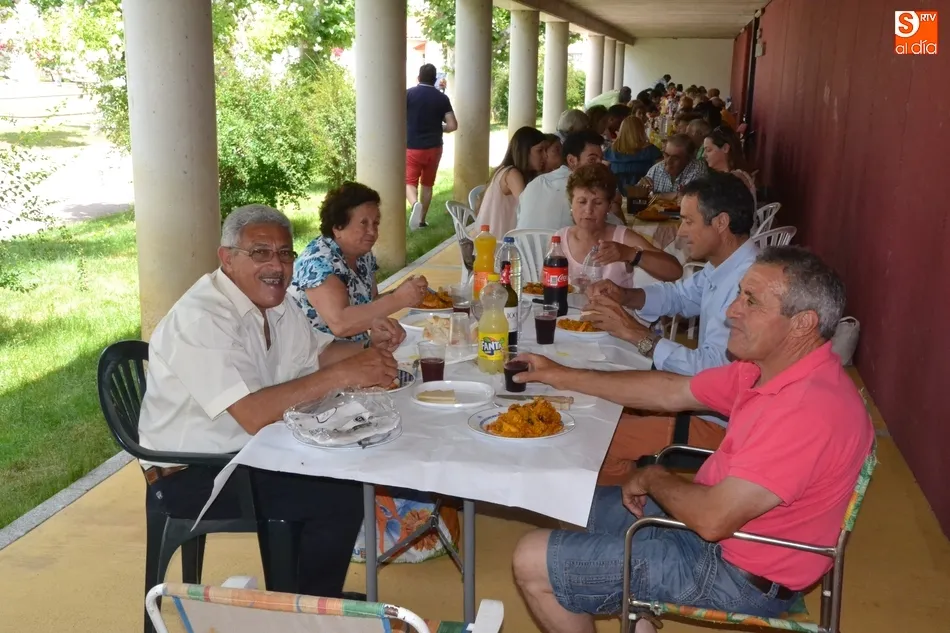 Foto 3 - Sanjuanejo cierra sus fiestas degustando una deliciosa paella  