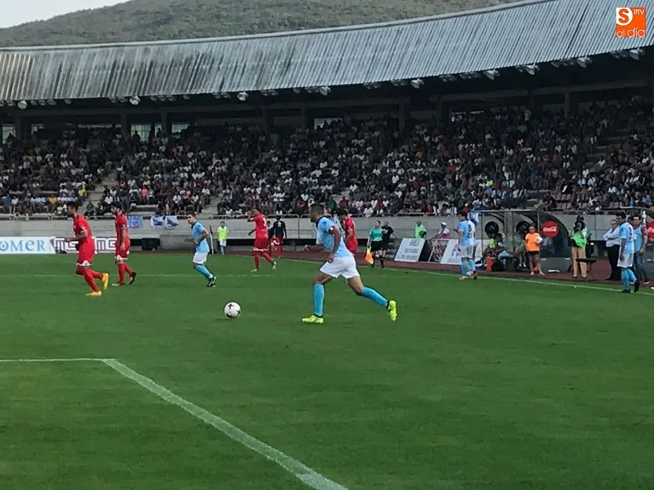 Foto 6 - El Salmantino UDS suma su tercer ascenso en tres a&ntilde;os y llega a Segunda B tras superar al...