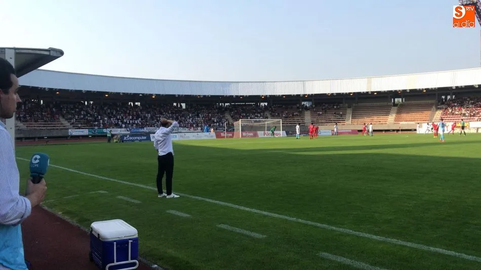 Foto 3 - El Salmantino UDS suma su tercer ascenso en tres a&ntilde;os y llega a Segunda B tras superar al...