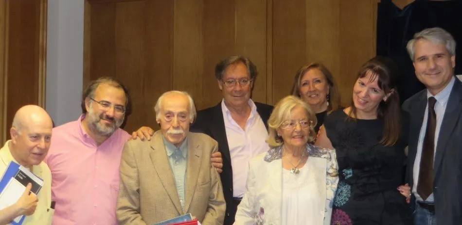 Foto 8 - Los &lsquo;Viernes del Sarmiento&rsquo;, 41 a&ntilde;os al servicio de la poes&iacute;a y el mundo literario espa&ntilde;ol  