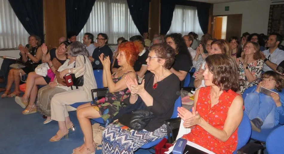 Foto 4 - Los &lsquo;Viernes del Sarmiento&rsquo;, 41 a&ntilde;os al servicio de la poes&iacute;a y el mundo literario espa&ntilde;ol  