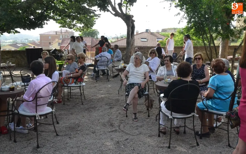 Foto 7 - El Parador estrena visitas teatralizadas en la jornada de puertas abiertas por su 90&ordm; Aniversario  