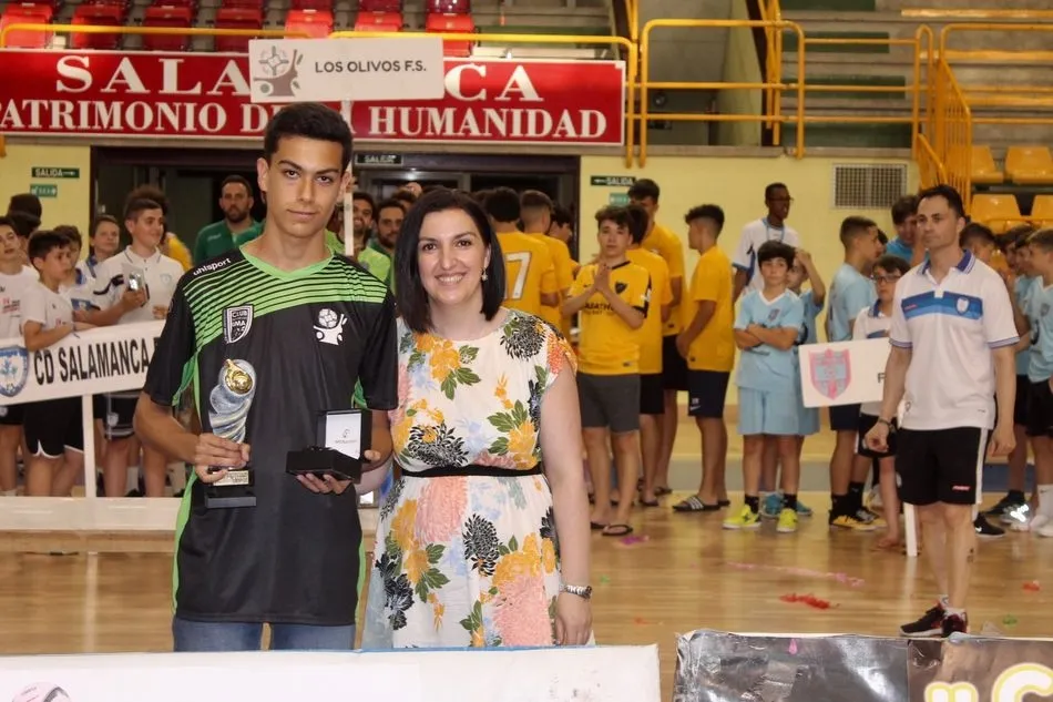 Foto 9 - Nutrida participaci&oacute;n y &eacute;xito del torneo Futsal Ciudad de Salamanca
