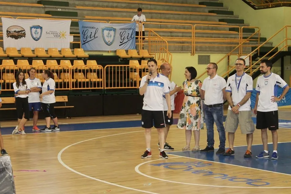 Foto 5 - Nutrida participaci&oacute;n y &eacute;xito del torneo Futsal Ciudad de Salamanca
