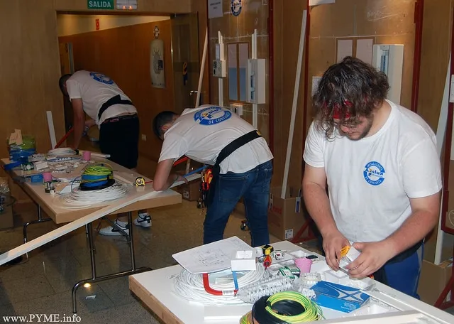 Foto 2 - Daniel Revesado representar&aacute; a Salamanca en el XV&nbsp;concurso nacional de j&oacute;venes instaladores  