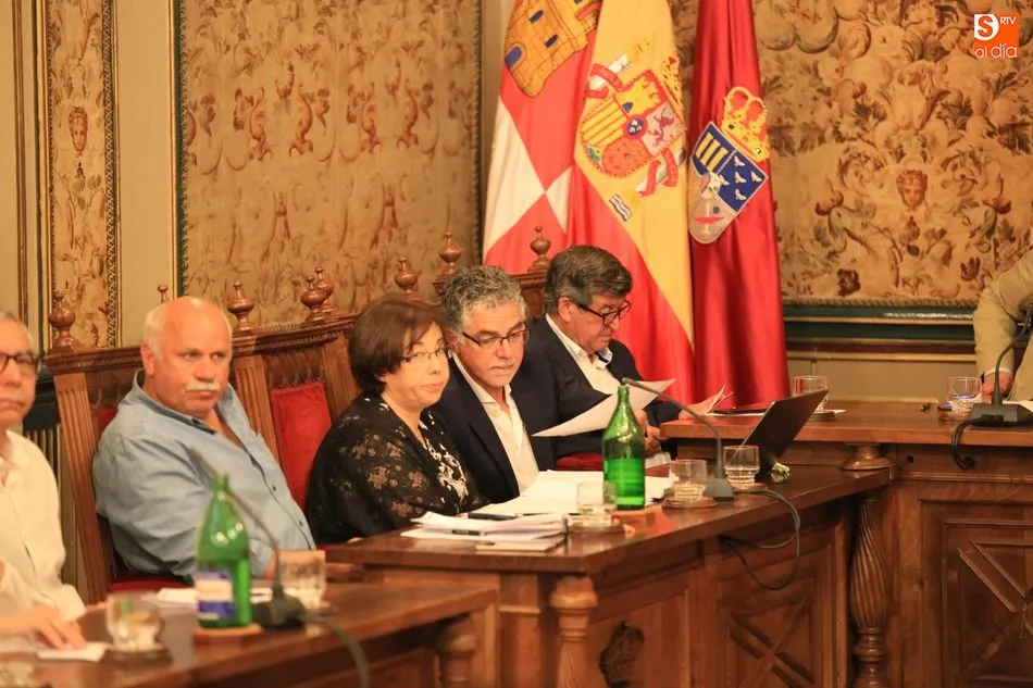 Foto 3 - La Diputaci&oacute;n aprueba una declaraci&oacute;n institucional de apoyo a las personas migrantes y...