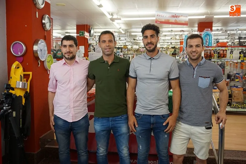 Foto 3 - El CD Guijuelo defender&aacute; su protagonismo en Segunda B buscando el buen juego