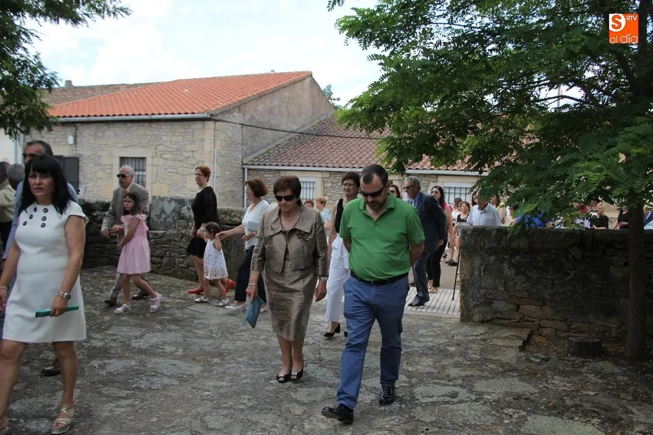 Foto 3 - Villar de Peralonso se echa a las calles para honrar a San Pedro  