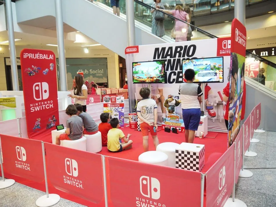 Foto 10 - Animado inicio de la campa&ntilde;a de rebajas en el Centro Comercial El Tormes&nbsp;