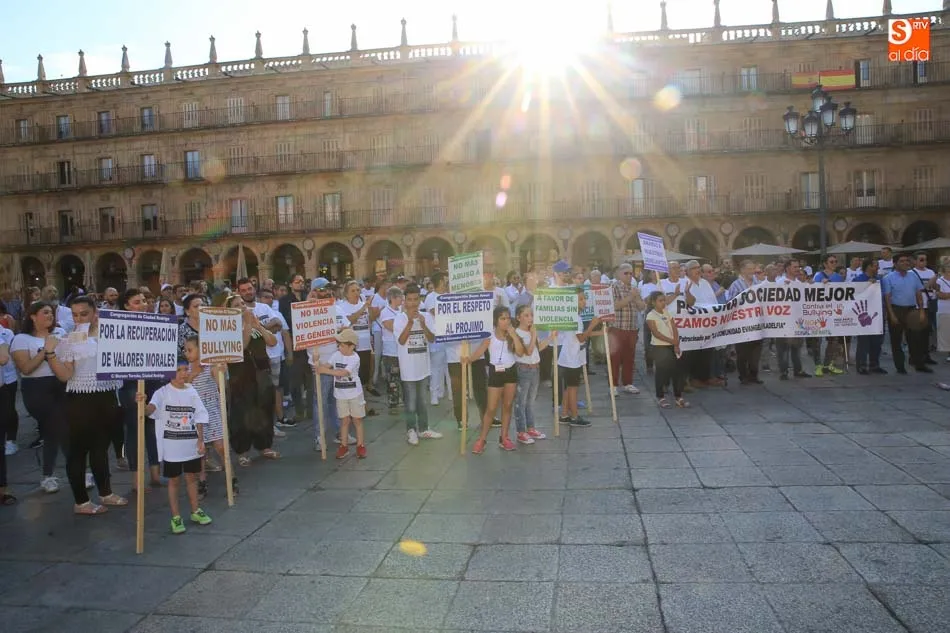 Foto 11 - La Comunidad Gitana Evang&eacute;lica reclama con una Marcha Solidaria &ldquo;una sociedad mejor&rdquo;  