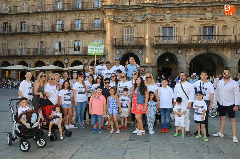 Foto 10 - La Comunidad Gitana Evang&eacute;lica reclama con una Marcha Solidaria &ldquo;una sociedad mejor&rdquo;  