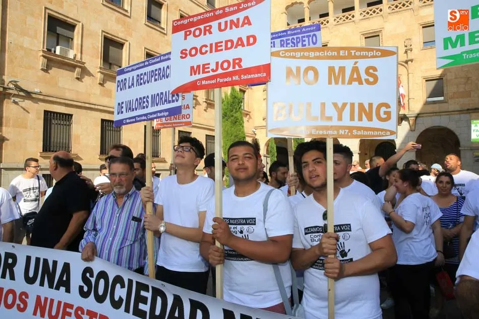 Foto 2 - La Comunidad Gitana Evang&eacute;lica reclama con una Marcha Solidaria &ldquo;una sociedad mejor&rdquo;  