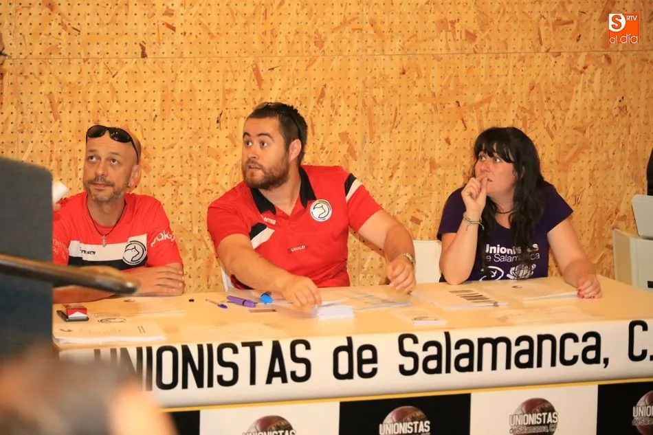Foto 4 - Los socios de Unionistas pagar&aacute;n entre 180 y 10 euros por abono la pr&oacute;xima temporada