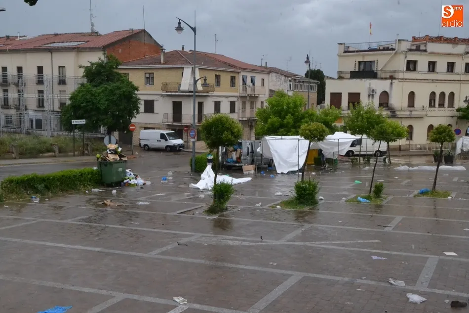 Foto 7 - El mes de junio se despide con una lluviosa ma&ntilde;ana  