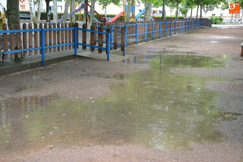 Foto 8 - El mes de junio se despide con una lluviosa ma&ntilde;ana  