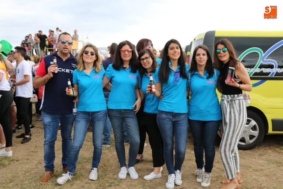 Foto 2 - Bonito festejo taurino en Villar de Peralonso con motivo de las fiestas de San Pedro  