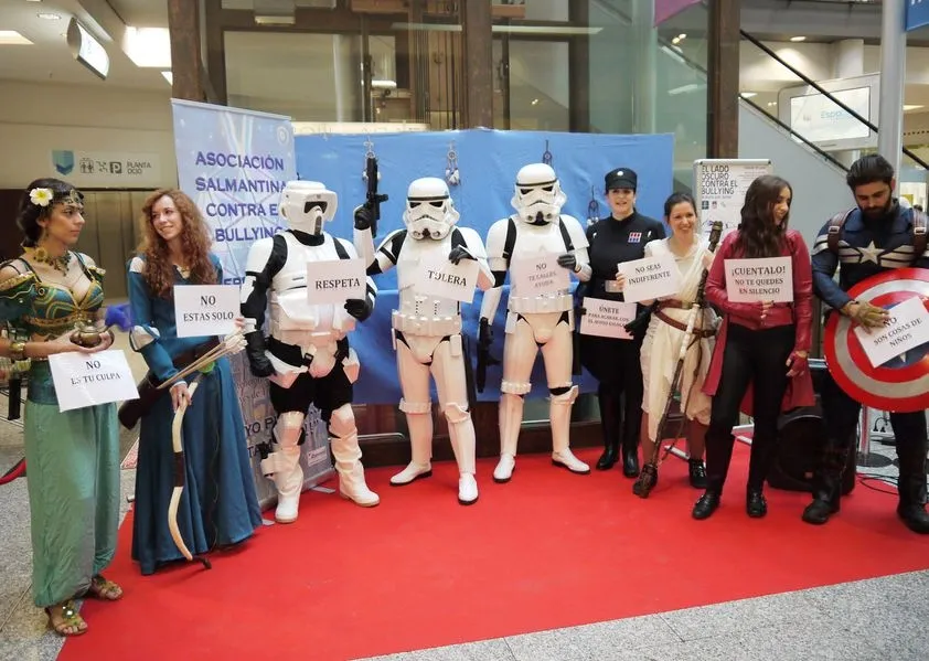 Foto 6 - La Legi&oacute;n de Star Wars lucha contra el Bullying en el Centro Comercial El Tormes  