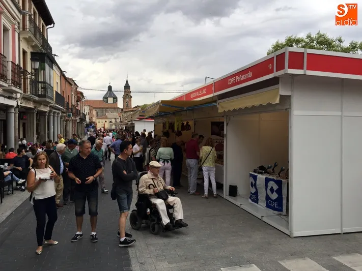 Foto 3 - Arranca una renovada y animada VI Feria Multisectorial con las plazas como escenario