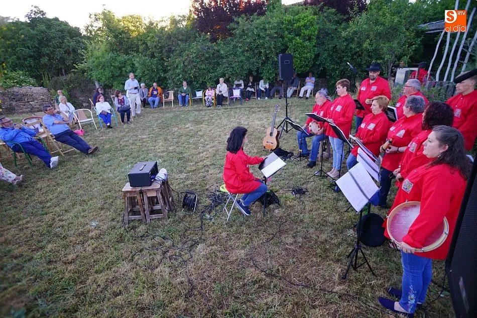 Foto 9 - El grupo Mora y Majuelo fusiona m&uacute;sica sefard&iacute; y canciones tradicionales en su puesta de largo