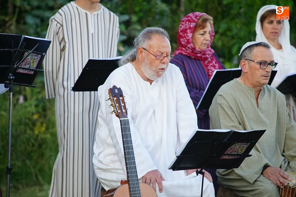 Foto 6 - El grupo Mora y Majuelo fusiona m&uacute;sica sefard&iacute; y canciones tradicionales en su puesta de largo