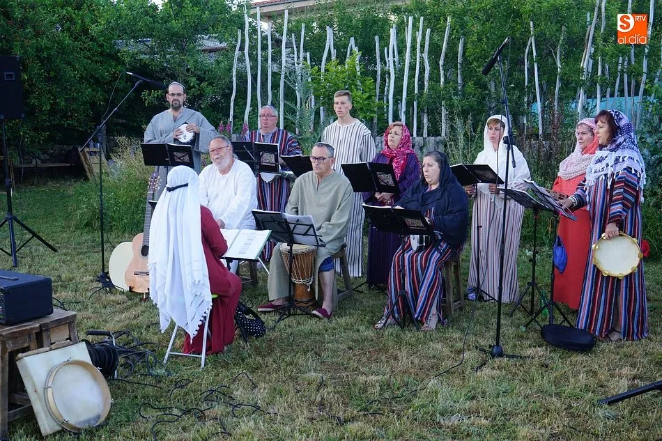 Foto 2 - El grupo Mora y Majuelo fusiona m&uacute;sica sefard&iacute; y canciones tradicionales en su puesta de largo