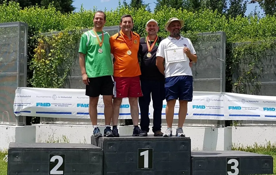Foto 4 - Jos&eacute; Prieto y Jes&uacute;s Marcos suben a lo m&aacute;s alto del podio en el Regional al aire libre  