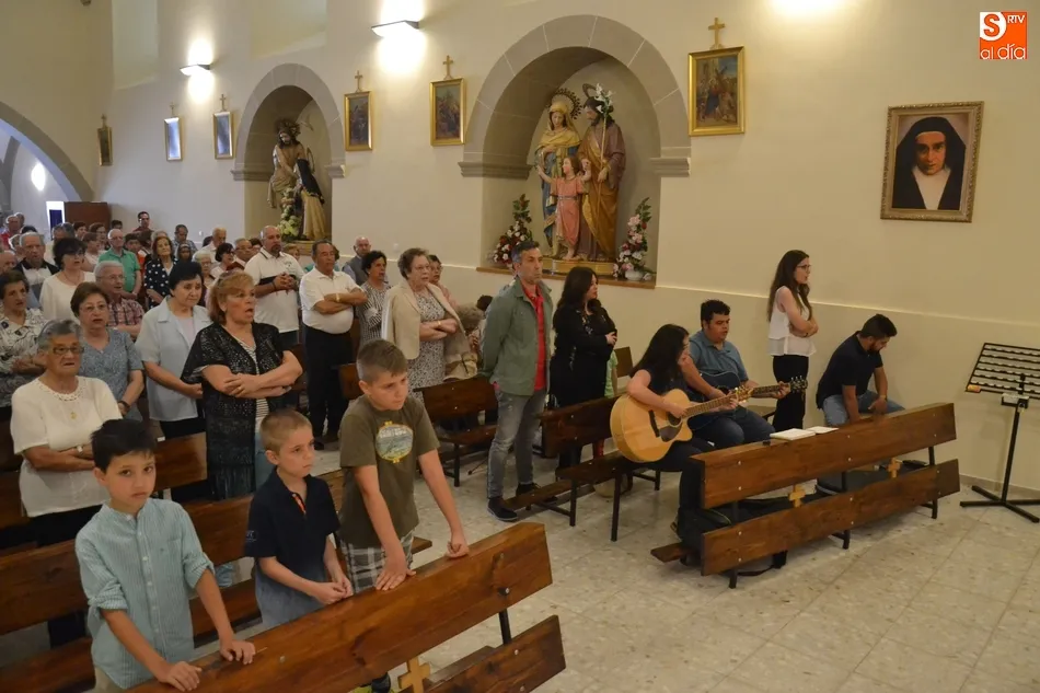 Foto 5 - La Parroquia de San Crist&oacute;bal traslada temporalmente sus cultos al Convento de las Carmelitas  