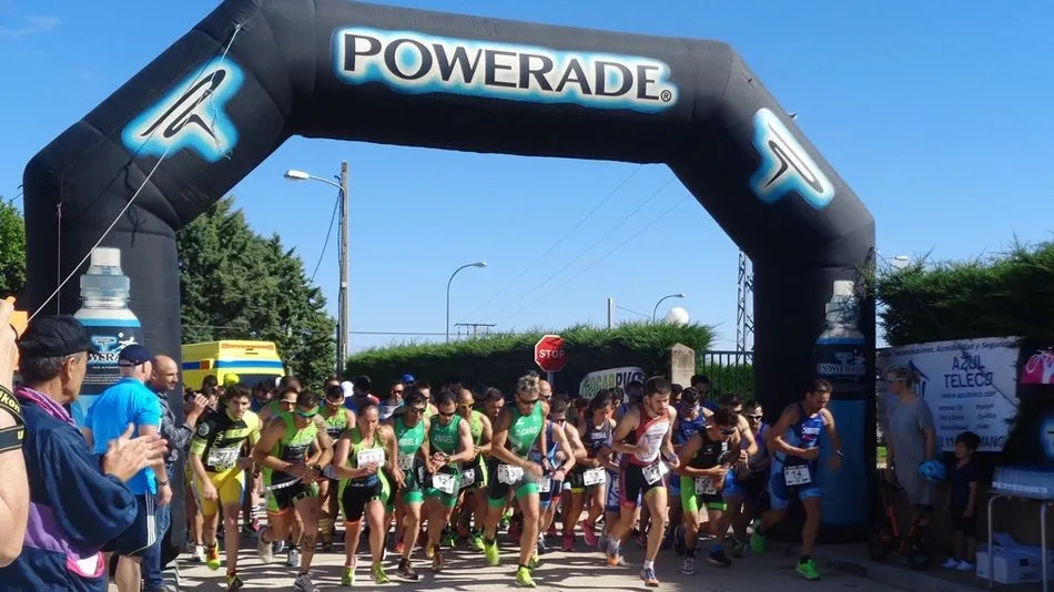 Momento de salida en el Duatlón Cross de La Fuente de San Esteban.