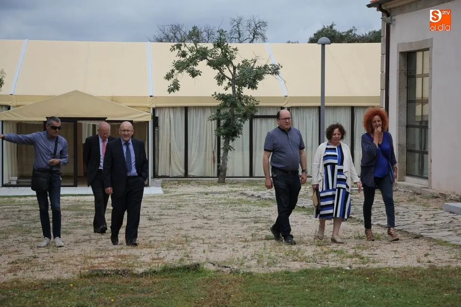 Foto 11 - In&eacute;s Luna Terrero pone su nombre ya a una calle de Vitigudino  