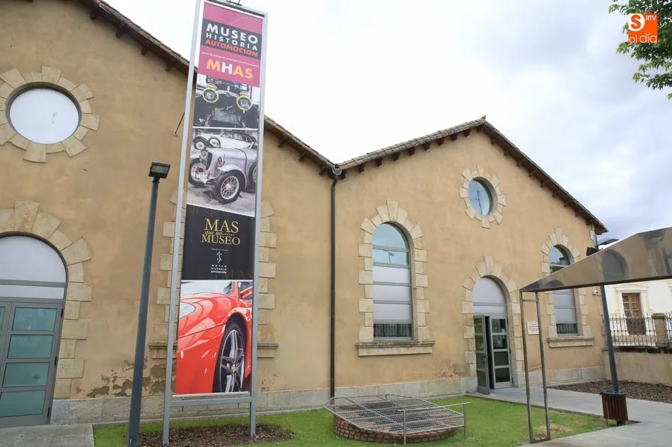 Foto 4 - El Museo de Historia de la Automoci&oacute;n acoge &lsquo;Rojo&rsquo;,&nbsp;una muestra de veh&iacute;culos deportivos