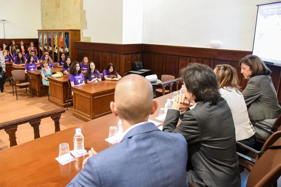Foto 4 - Los Campus Cient&iacute;ficos de Verano de la USAL re&uacute;nen a 120 j&oacute;venes de distintas provincias