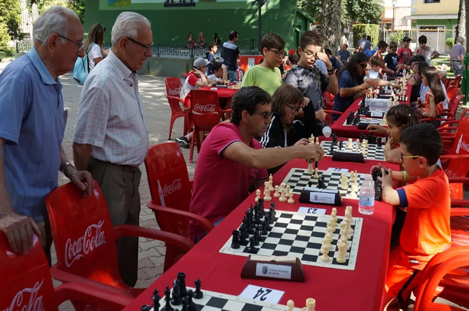Foto 4 - El I Torneo de Ajedrez Ciudad de B&eacute;jar re&uacute;ne a m&aacute;s de 60 participantes  