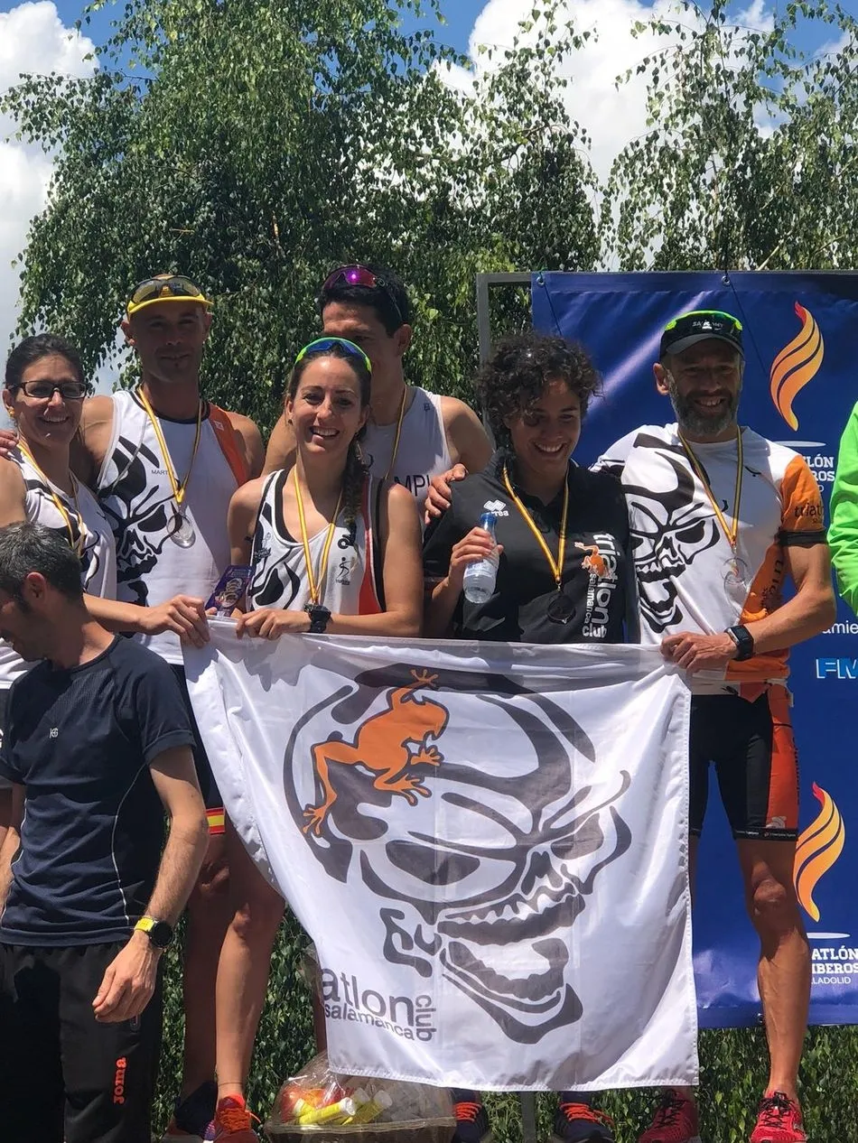 Foto 2 - Brillante actuaci&oacute;n de los atletas charros en el Triatl&oacute;n de Valladolid  