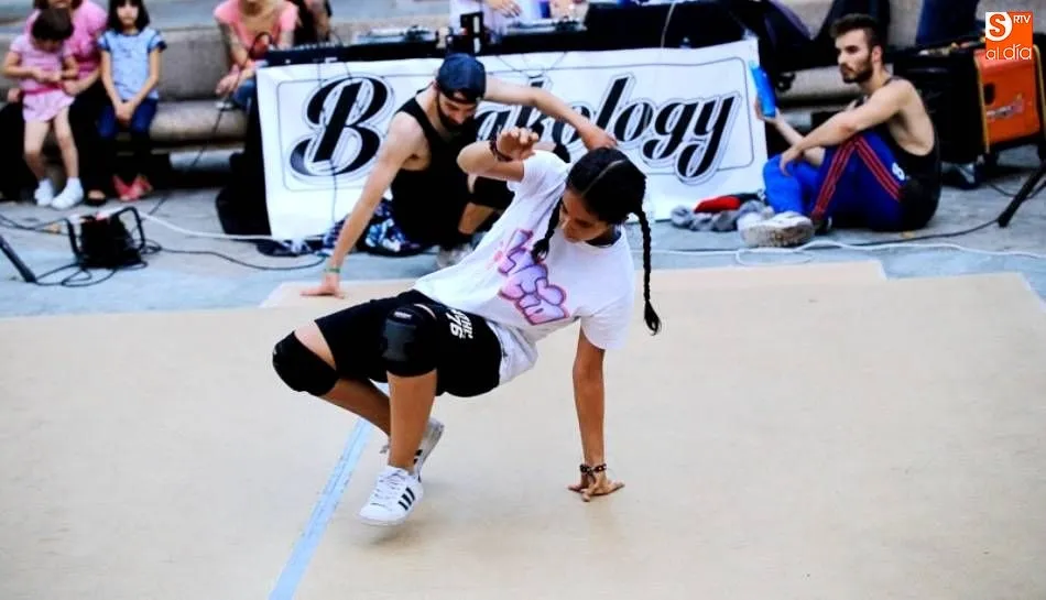 La danza urbana agrada especialmente al público joven. Foto de Alberto Martín