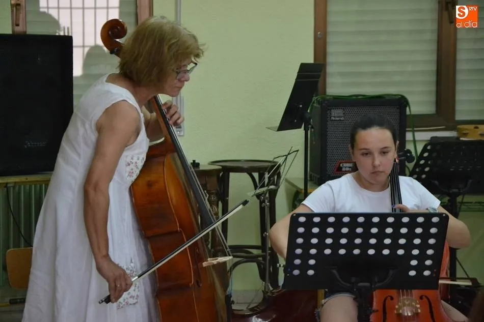 El Ayuntamiento busca profesores de tres especialidades para la Escuela de Música  