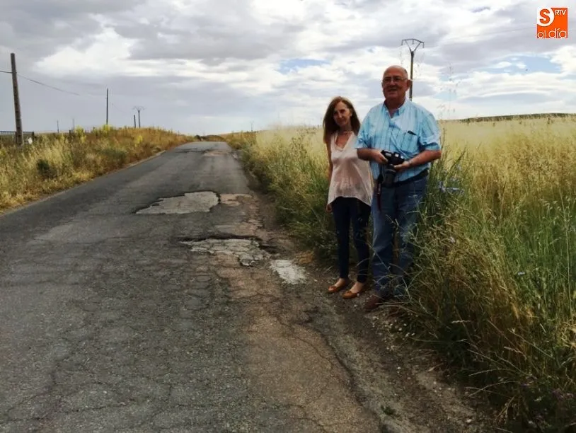 Foto 8 - El Ayuntamiento declina reparar la carretera de Amatos de Alba