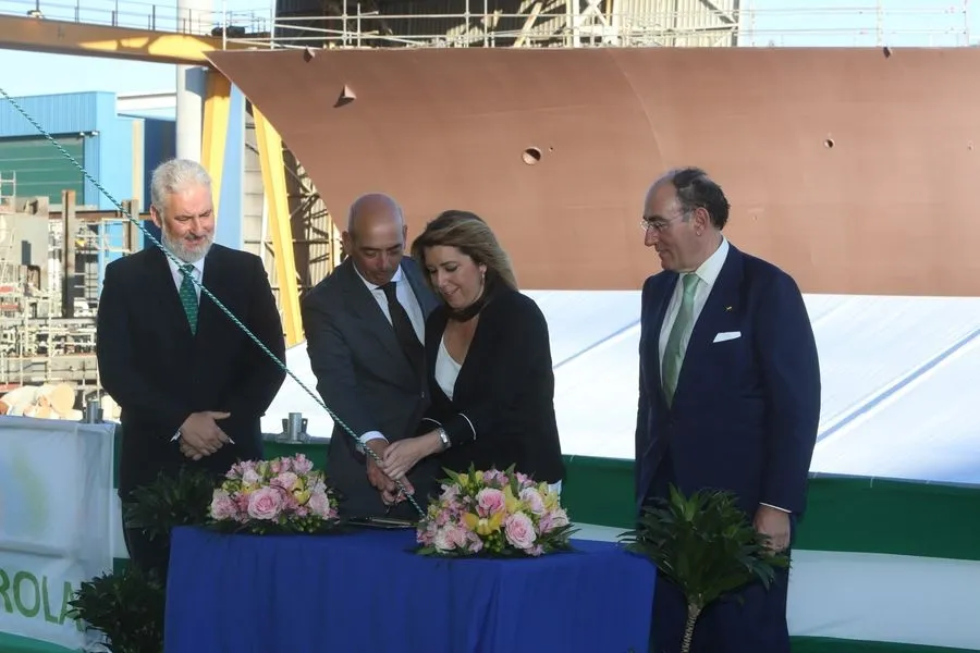 Foto 2 - Navantia entrega a Iberdrola la mayor subestaci&oacute;n marina en corriente alterna construida en el...